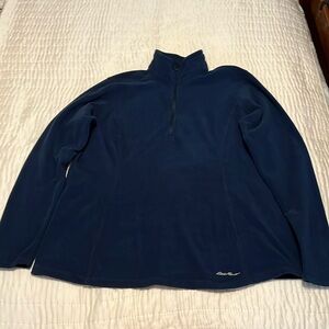Eddie Bauer fleece top. XLT. Navy blue.